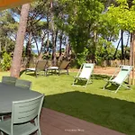 Villa Confortable A Avec Piscine Privee