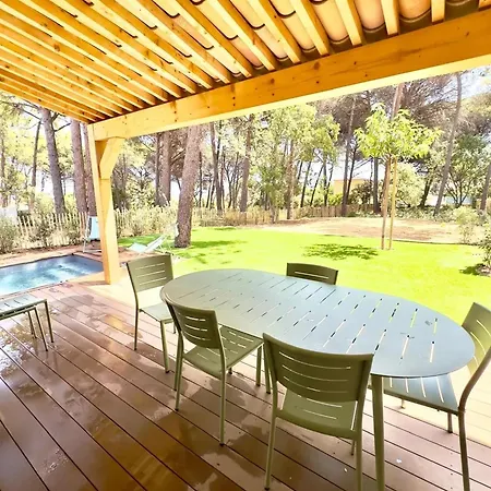 Confortable A Avec Piscine Privee فيلة *