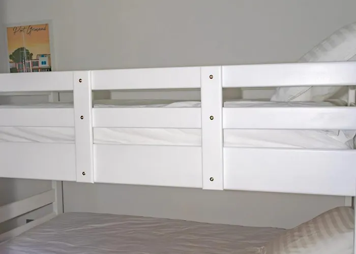 Confortable à Avec Piscine Privée